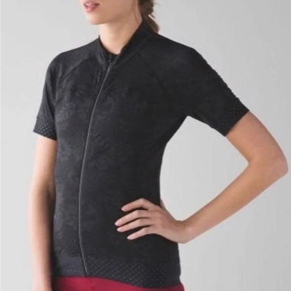 lululemon athletica Tops - Lululemon Leader of the Pack Cycling Jersey Black